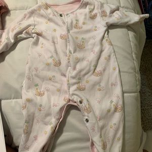 Kissy kissy reversible outfit vguc 0-3m